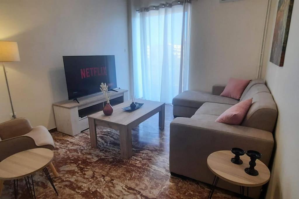 Comfort Apartment In The City Kalamata Exteriör bild